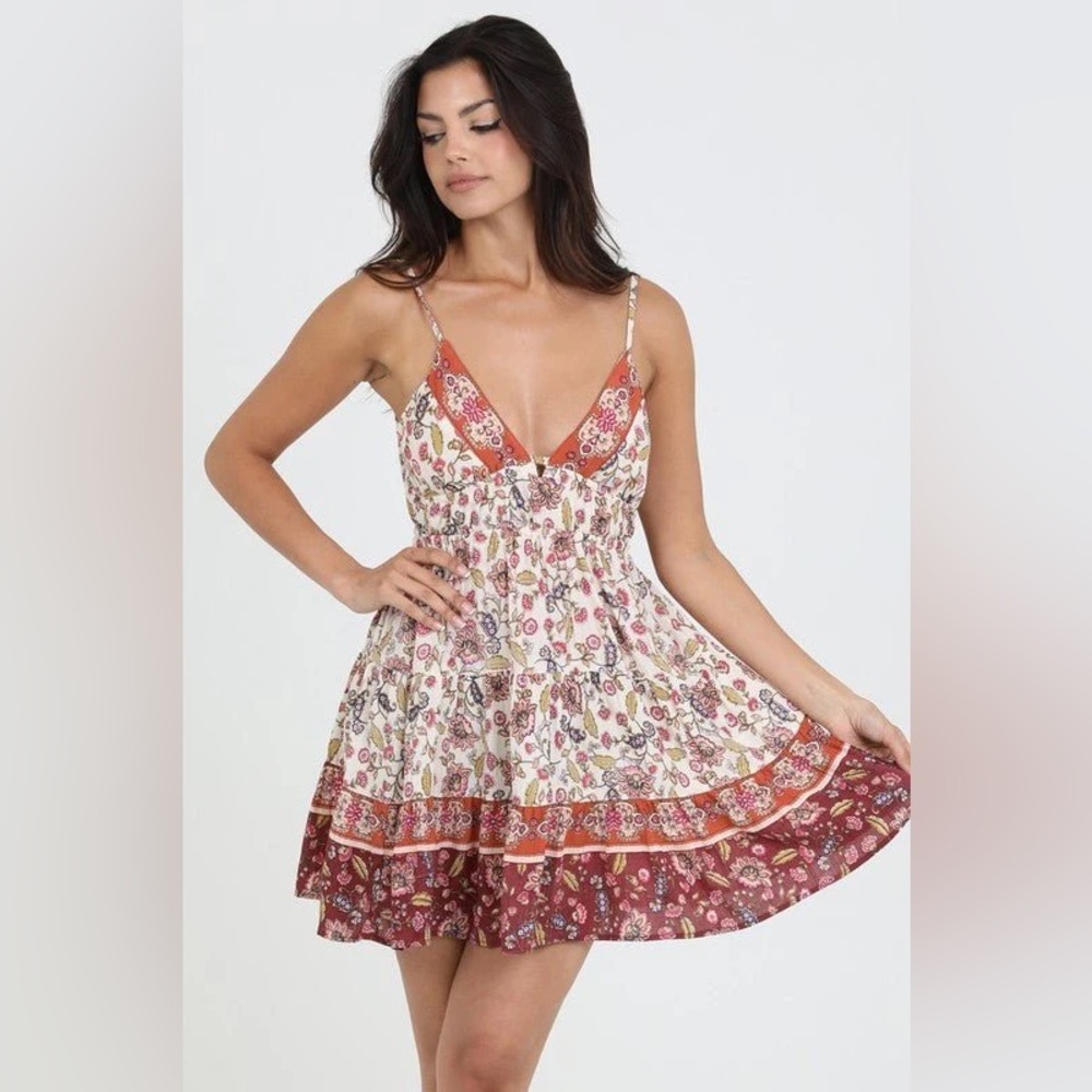 NWT - Angie Twist Front Tiered Sundress - Size M